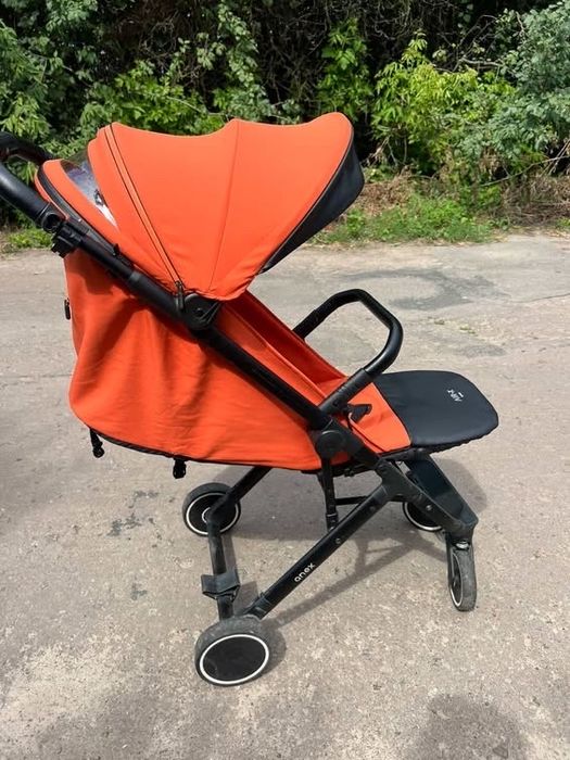 Продам коляску Anex air x