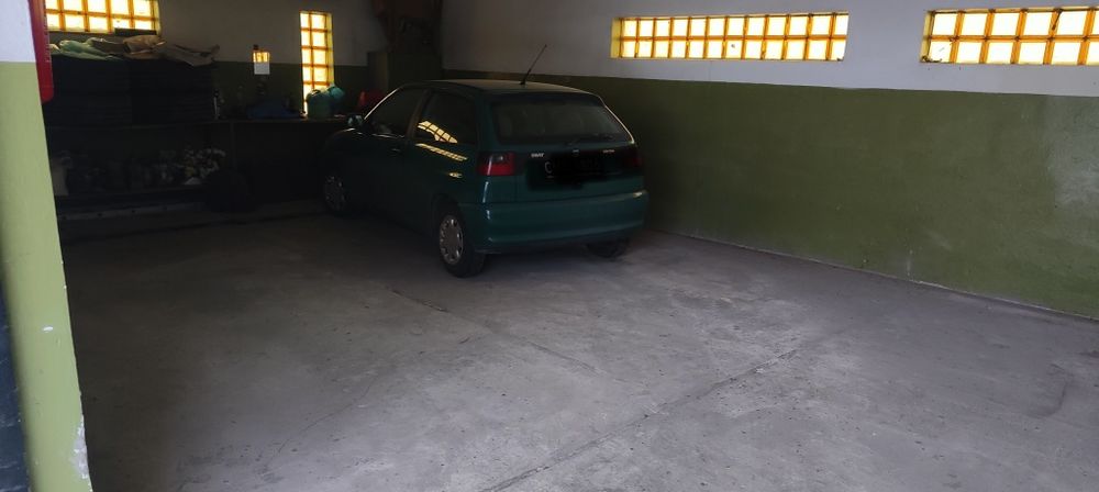 Sprzedam duży garaż 52m2