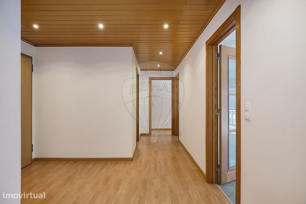 Apartamento T2 para arrendamento