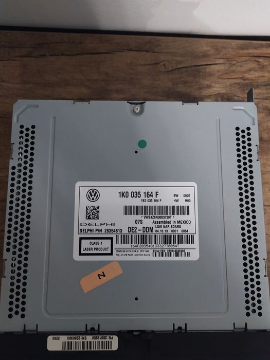 Б/У Магнітола штатна 1K0035164F (USA)