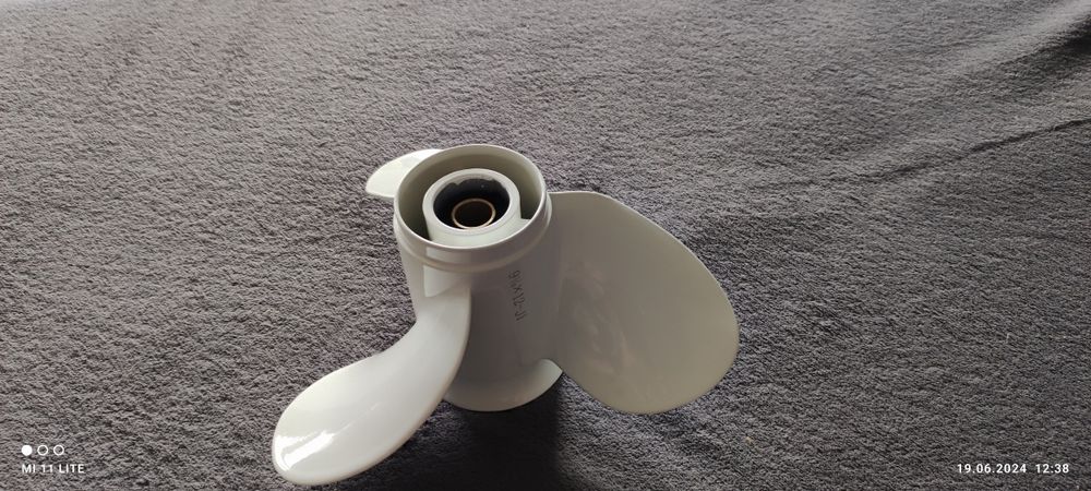 Śruba napędowa 9 1/4 x12 Yamaha f9,9 f15 f20 honda bf8 bf9,9 bf15