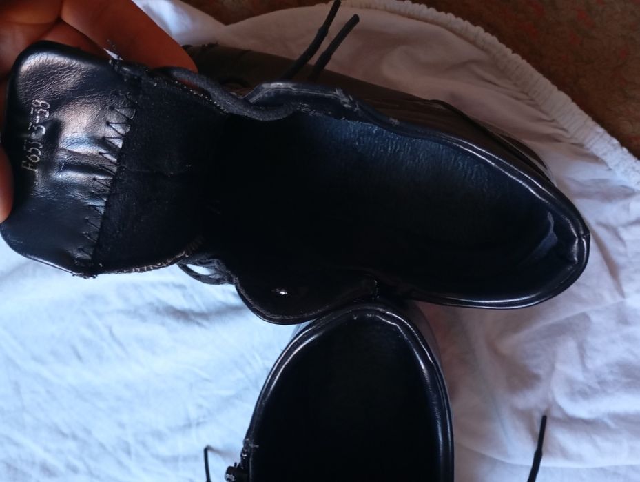 Ботинки женские кожаные  р38 24см Италия
