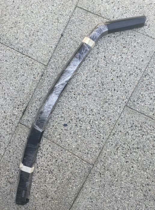 KIT : 1 Spoiler e2 Chuventos Toyota Yaris