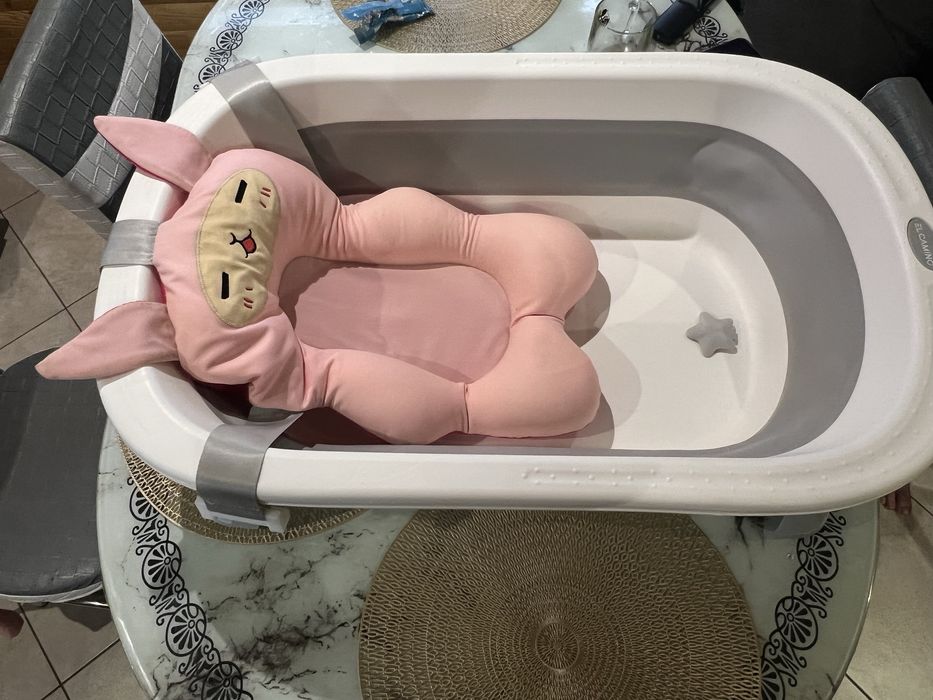 Ваннночка для немовлят в ідеалньному стані