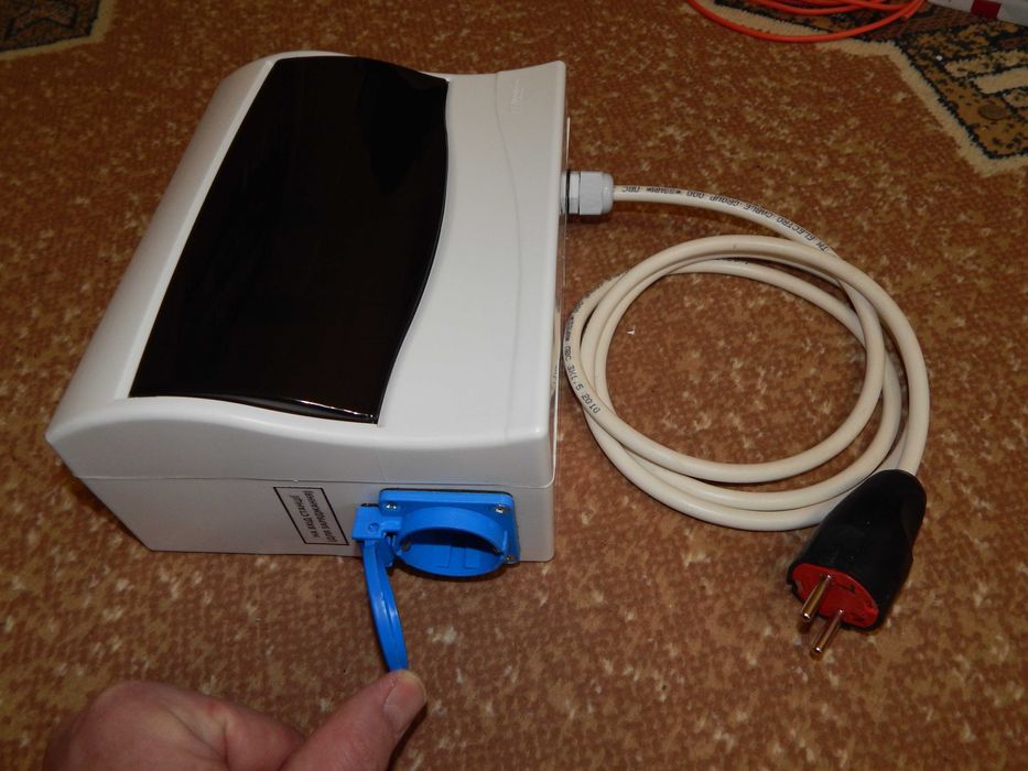 Щит захисту  з АВР для інверторів з Сигналізацією відновлення мережі