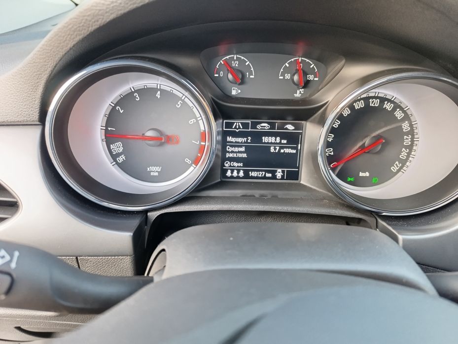 Опель Астра К 1.4 турбо