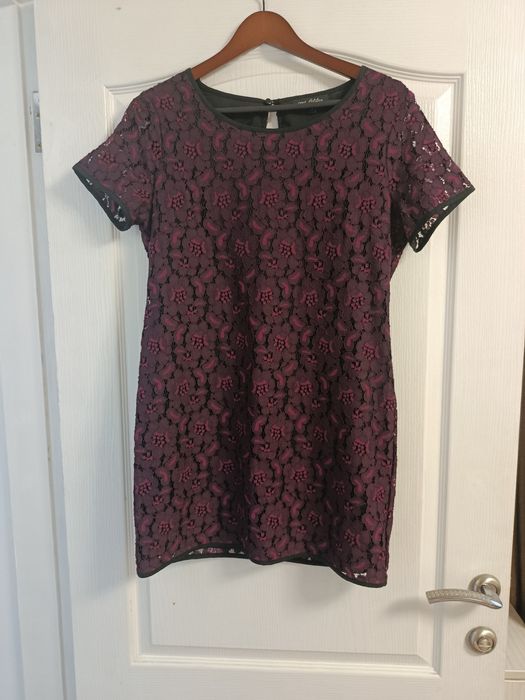 Продам платье и пиджачек р 46.48.Пиджак и  платье можно отдельно.