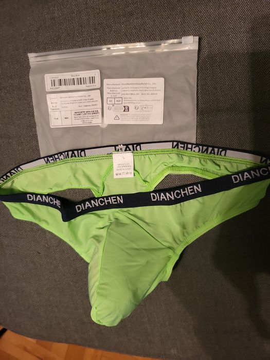 Super wygodne seksi stringi z kieszonką