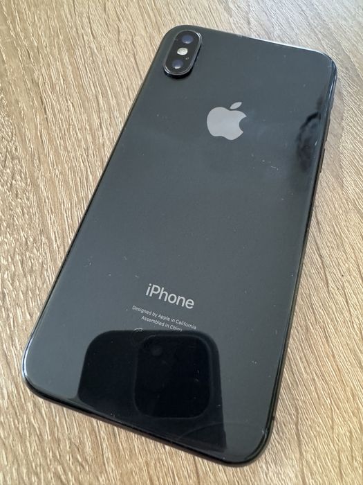 iPhone X - 256 GB - 82%
