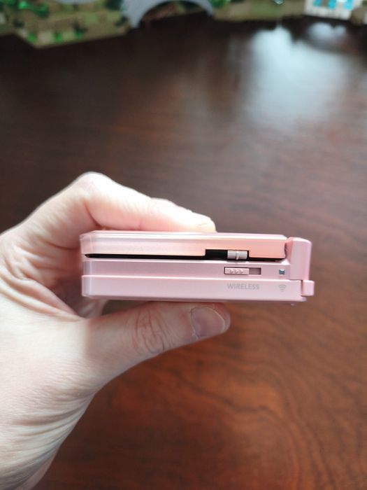 Nintendo 3DS Rosa com 32GB e Homebrew