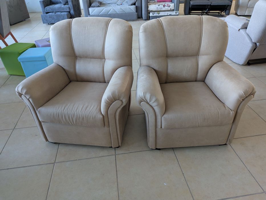 Conjunto 2 sofás individuais