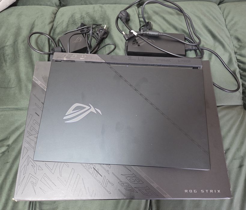 Ігровий ноутбук Asus ROG Strix Scar 17 SE G733C