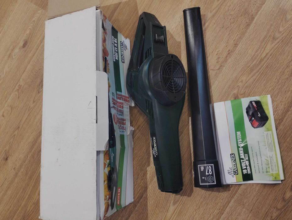 Дуйчик садовый аккумуляторный