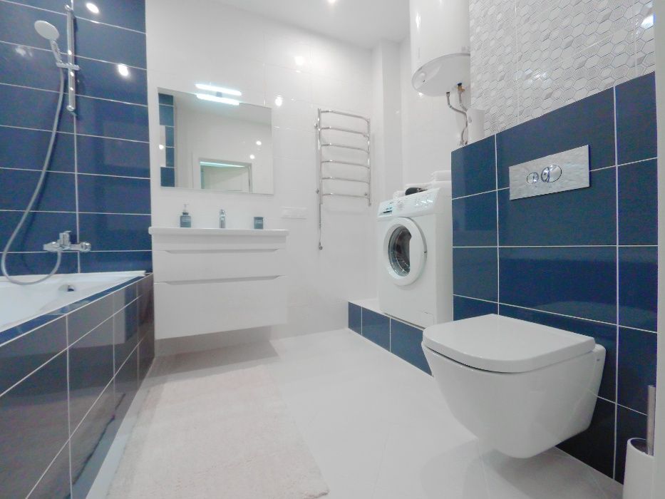 Свободна VIP посуточно почасово Драгоманова 2Б Позняки видовая Ашан