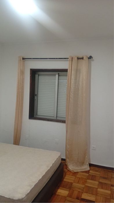 Quarto para alugar casa t3