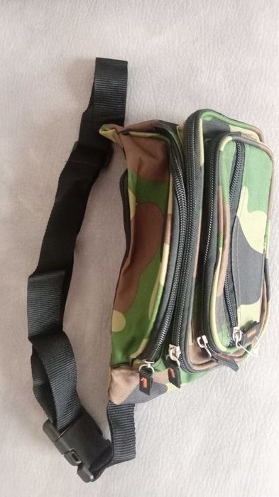 Bolsa militar de cinta.