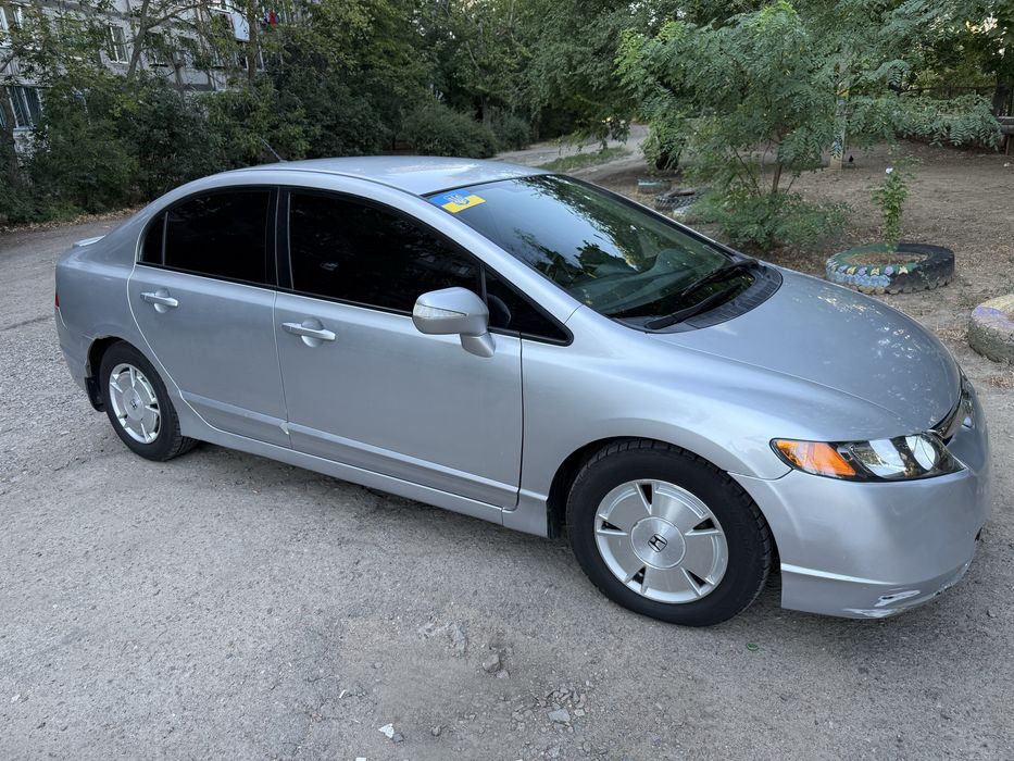 Honda civic 1.4 гібрид 2008рік