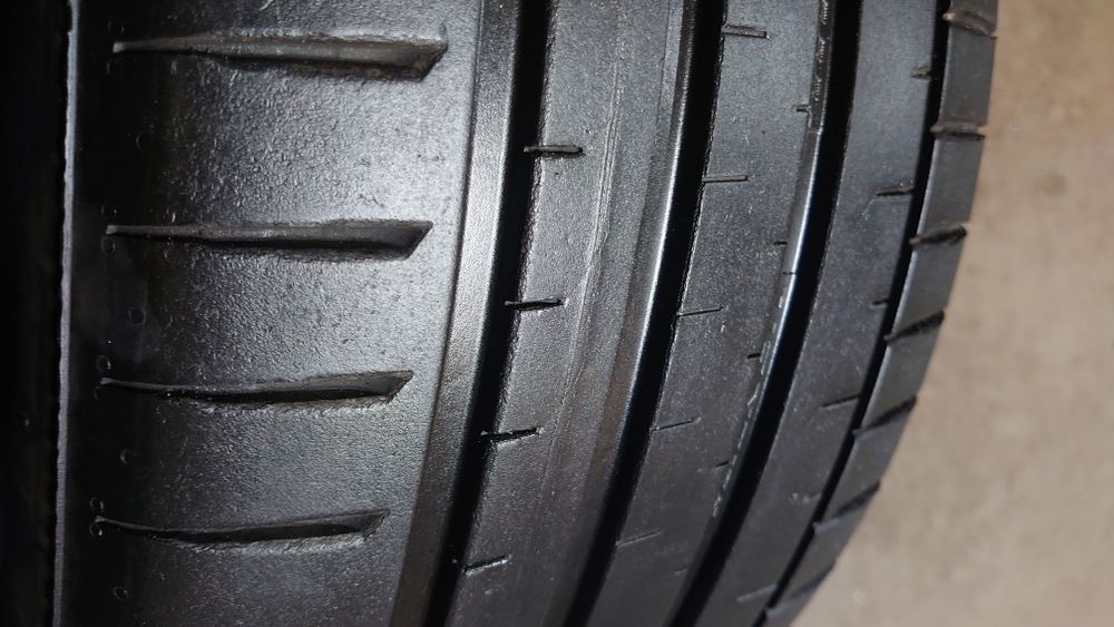 Пара летних шин Falken Azenis FK520 245/45 r19 245 45 19