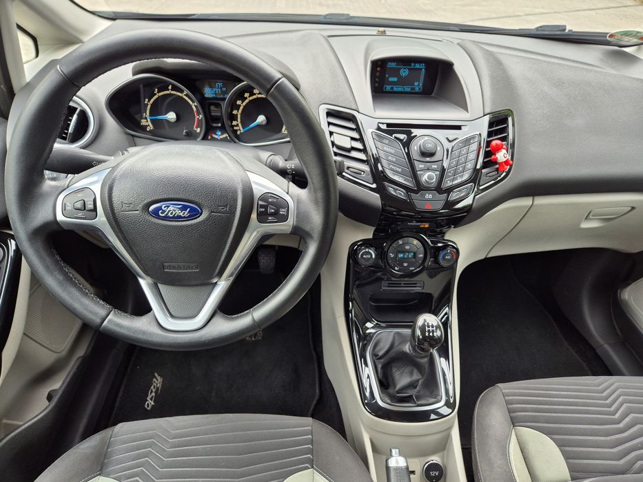 Ford Fiesta 1.0 benzyna 101 KM 2013 rok TITANUM