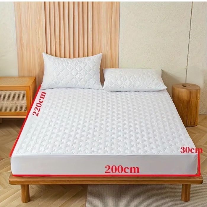 NOWY Ochraniacz Nakładka na materac wodoodporny 200 x 220 cm biały na