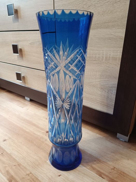 Sprzedam wazon kryształowy niebieski