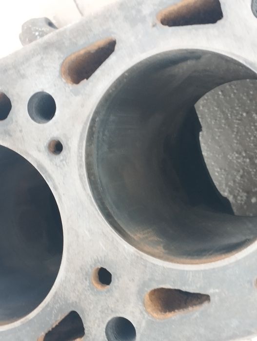 Продам блок двигуна ваз 2101.