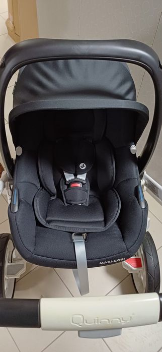 Carrinho Bebé Qyinny + Ovinho Maxi-Cosi