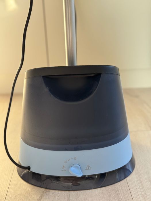 Парова праска-відпарювач Philips