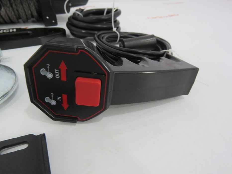 Guincho Master 12V 6120'' kgs cabo plasma