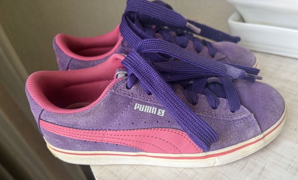 Кросівки Puma на дівчинку 33 р. Натуральна замша