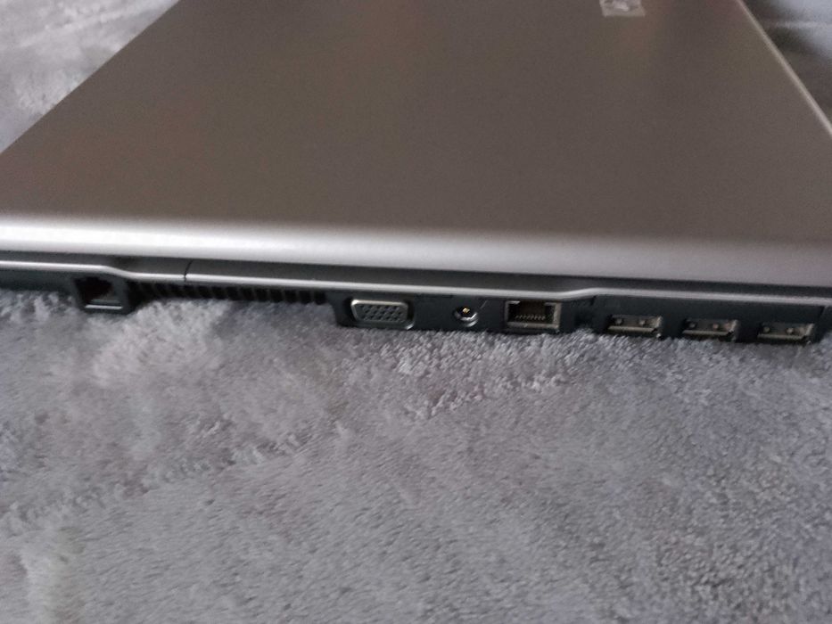 HP Compaq 6720s laptop