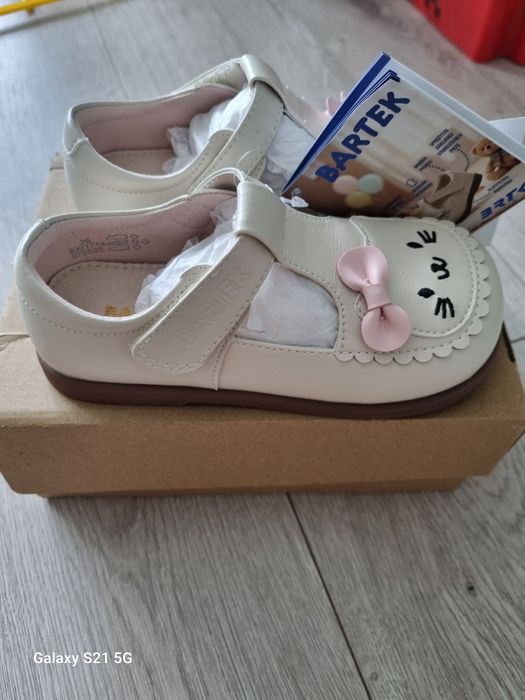 Buty Bartek dla dziewczynki skórzane rozm26