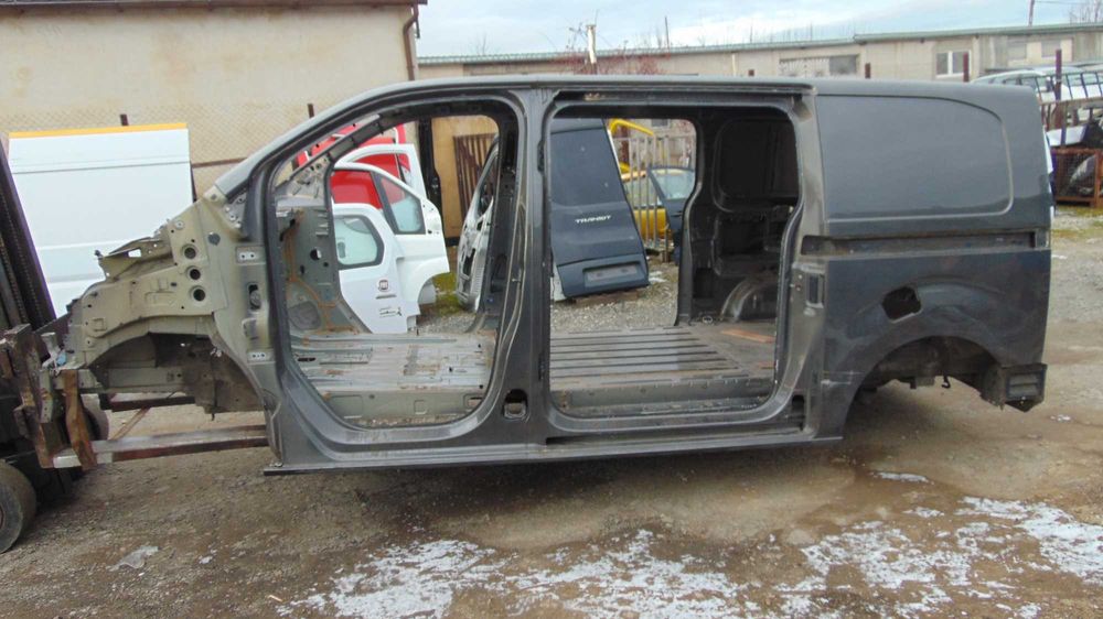 Próg Słupek Lewy Peugeot Expert III Citroen Jumpy III