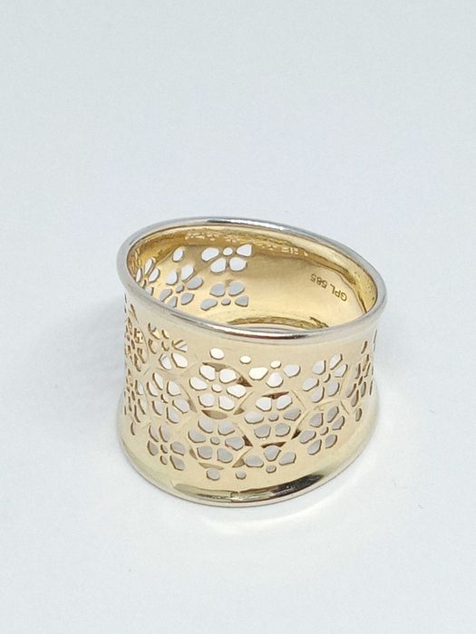 Lombardowski. Atrakcyjny złoty ażurowy pierścionek pr.585 2,34g r.18