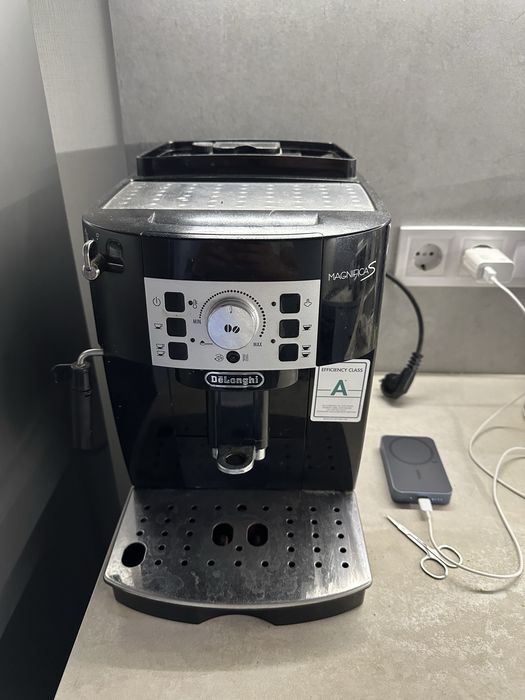 Кофемашина DELONGHI Magnifica S ECAM22.112.B
