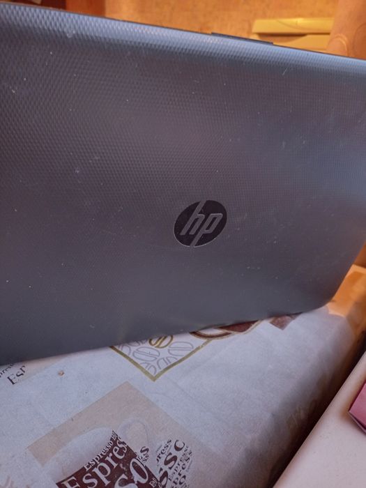 Ноутбук HP 255 G4 полностью рабочий
