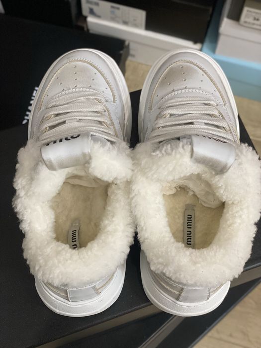 Женская обувь бренд MIU MIU кожа Распродажа  кроссовки мехакция скидка