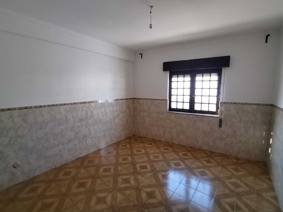 Arrenda-se T2 em Pontével