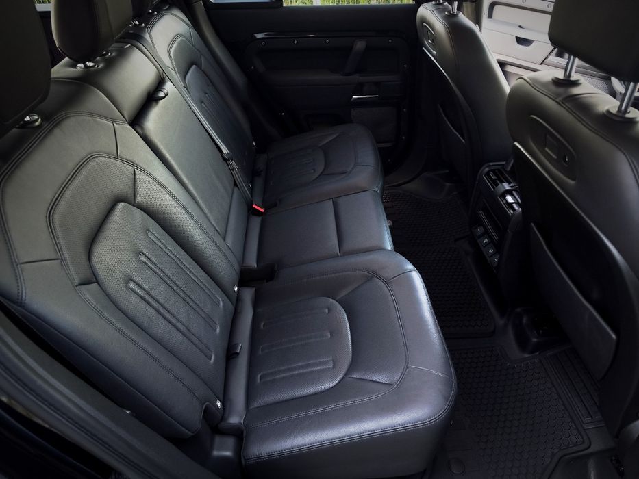 Land Rover Defender 3.0
