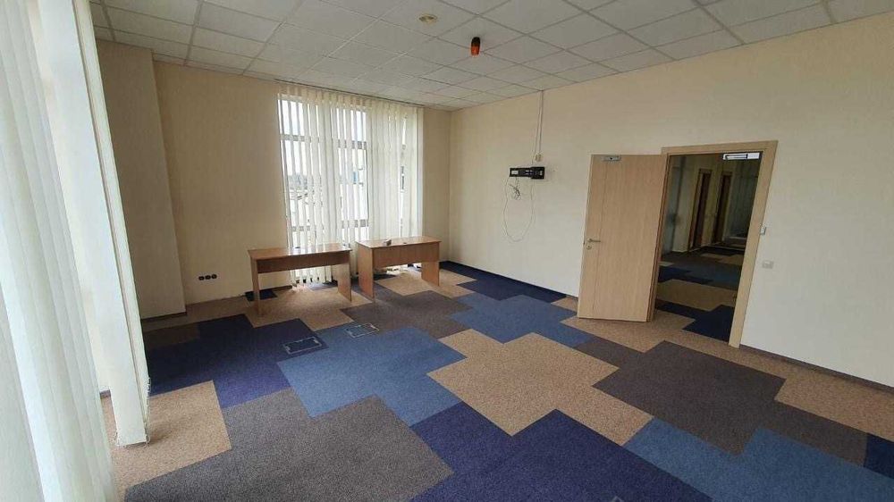 Оренда офісу БЦ Максим