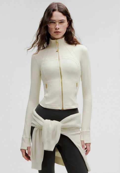 Lululemon Define Cropped Jacket White/Gold (2)