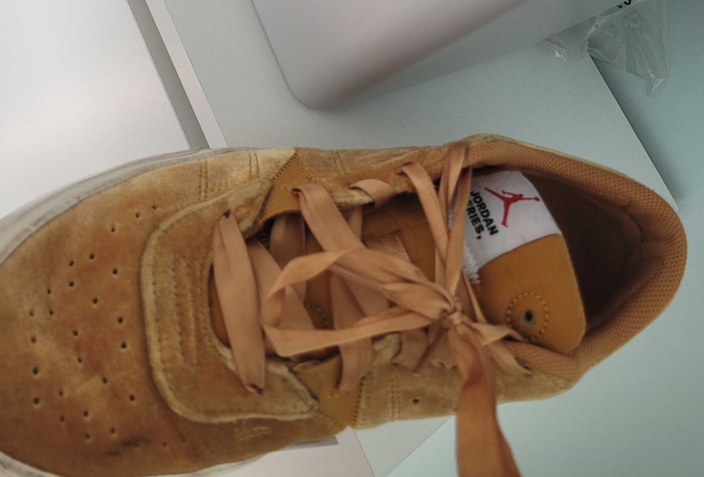 Tenis jordan em otimo estado!