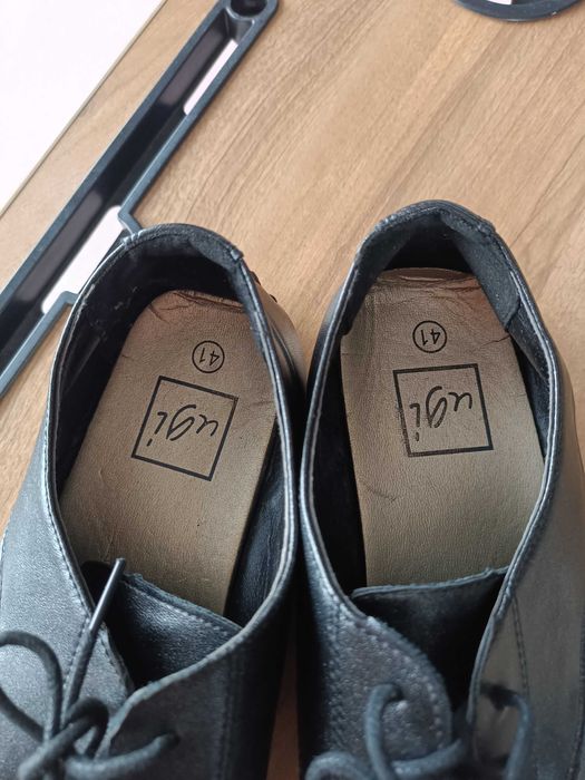 czarne buty ugi rozmiar 41