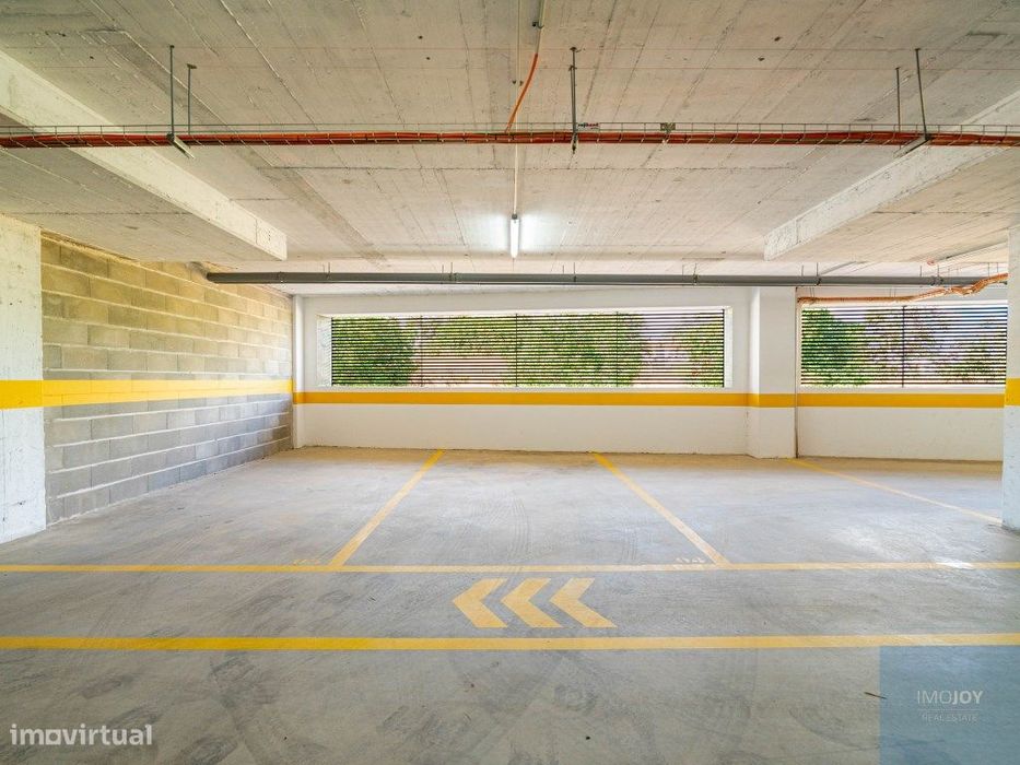 Lugar de Garagem para Venda no Centro de Portimão