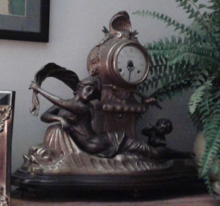 Relógio em BRONZE F. Moreau