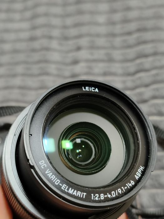 Panasonic Lumix FZ1000