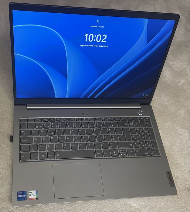 Laptop Lenovo 11th gen intel(r) core(tm) i7 - 1165g7  usado