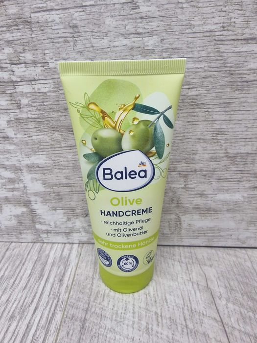 Niemiecki krem do rąk Balea Olive