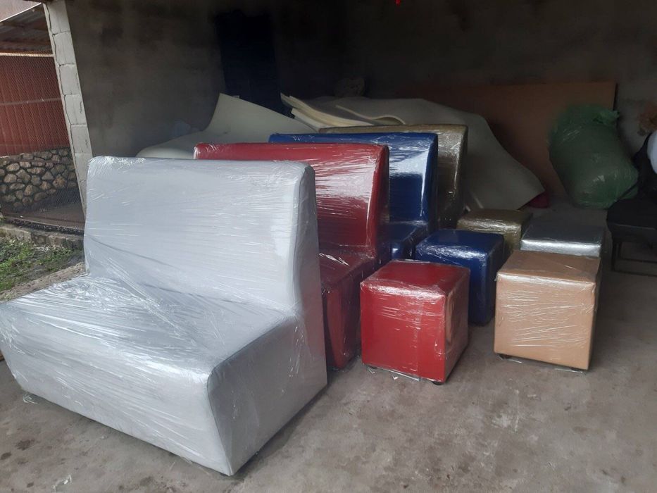 Дивани для кафе, барів, лікарень, ресторанів, садіків.