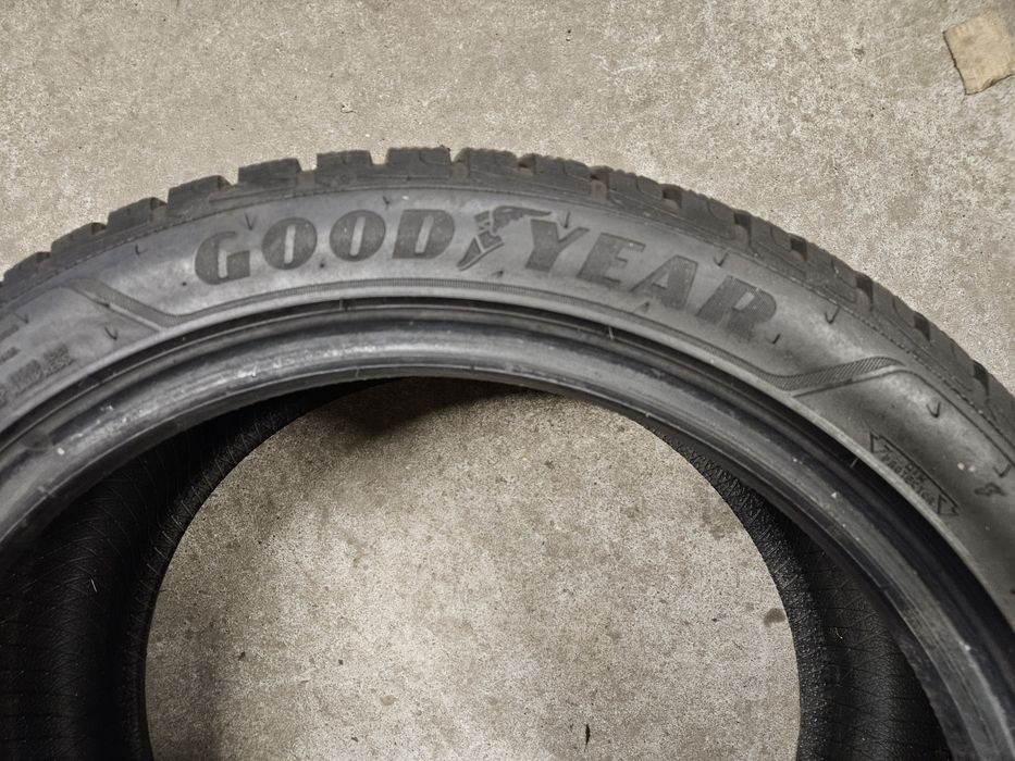 GOODYEAR Ultragrip Performance + 225 45 R17 91H  7mm jak nowe